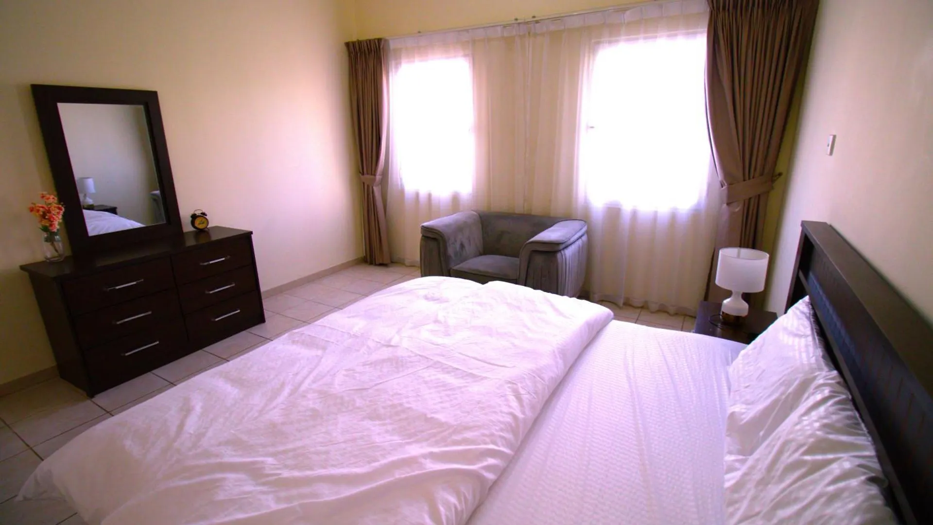 Apartment Druvya Holiday Homes, Bld Dg022, Street No,2 Discovery Gardens, Close To The Gardens Metro 3 Minutes Walkable Dubai