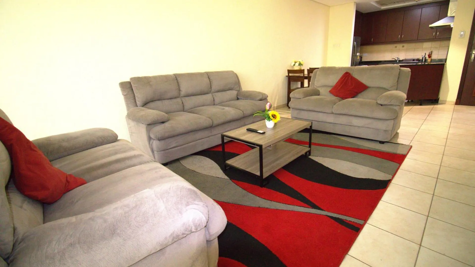 Druvya Holiday Homes, Bld Dg022, Street No,2 Discovery Gardens, Close To The Gardens Metro 3 Minutes Walkable Dubai United Arab Emirates